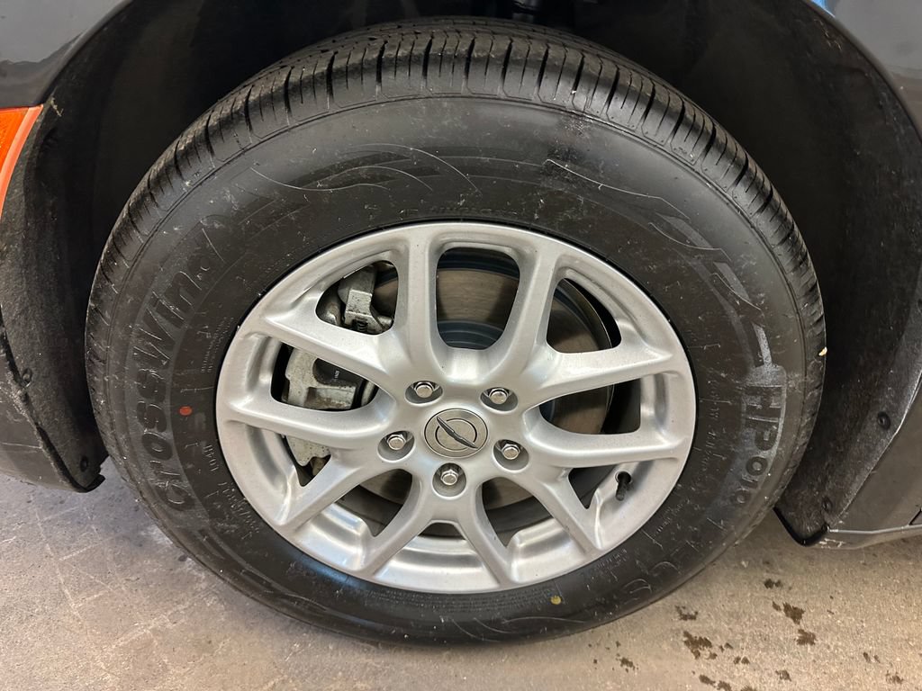 Certified 2022 Chrysler Pacifica Touring-L FWD image 33