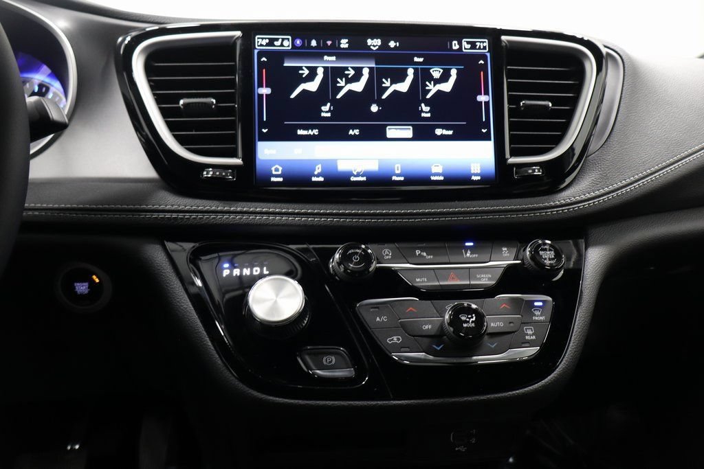 New 2026 Chrysler Pacifica Select w/ S Appearance Package FWD image 20