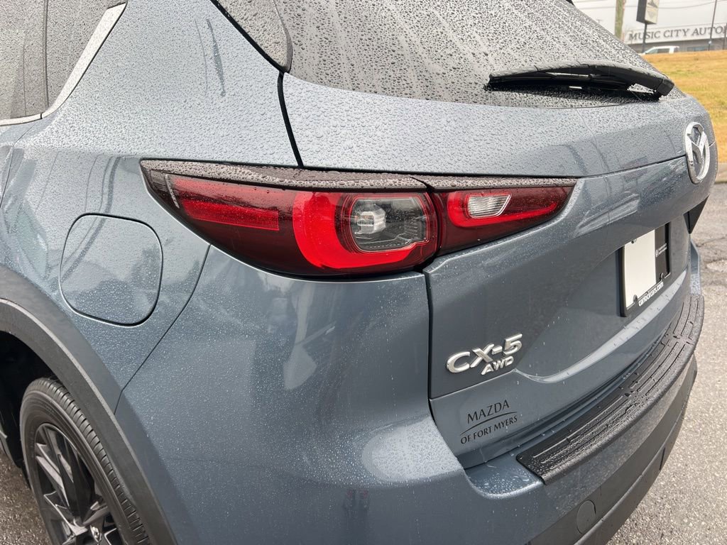 Used 2023 MAZDA CX-5 Carbon Edition image 13
