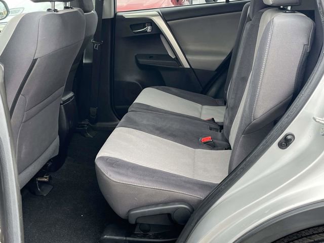 Used 2015 Toyota RAV4 XLE image 16