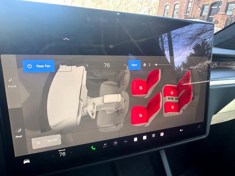 Used 2023 Tesla Model X image 65