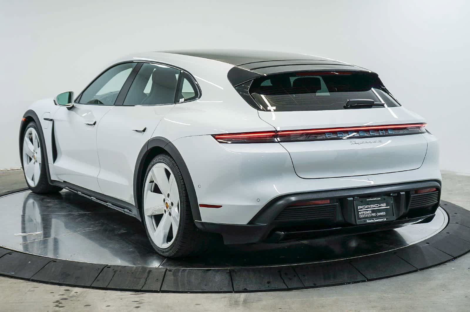 Certified 2023 Porsche Taycan 4S AWD/4WD image 3