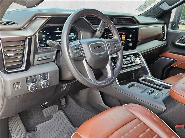 Used 2024 GMC Sierra 2500 Denali Ultimate image 10