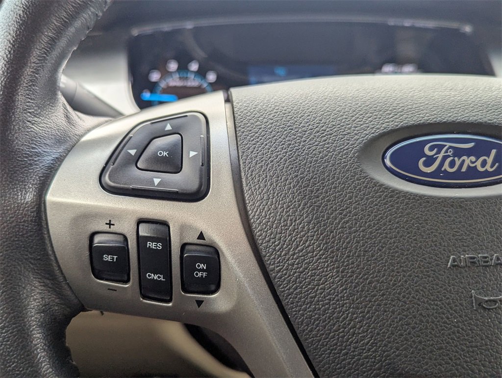 Used 2018 Ford Taurus SEL image 19