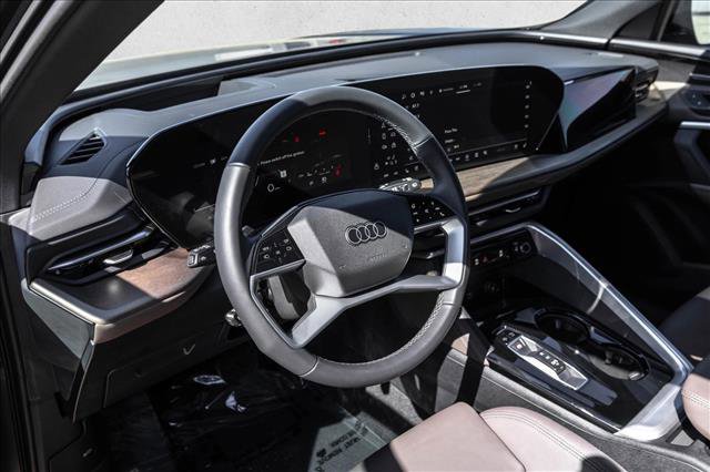 Certified 2025 Audi Q5 Premium Plus w/ Premium Plus image 10