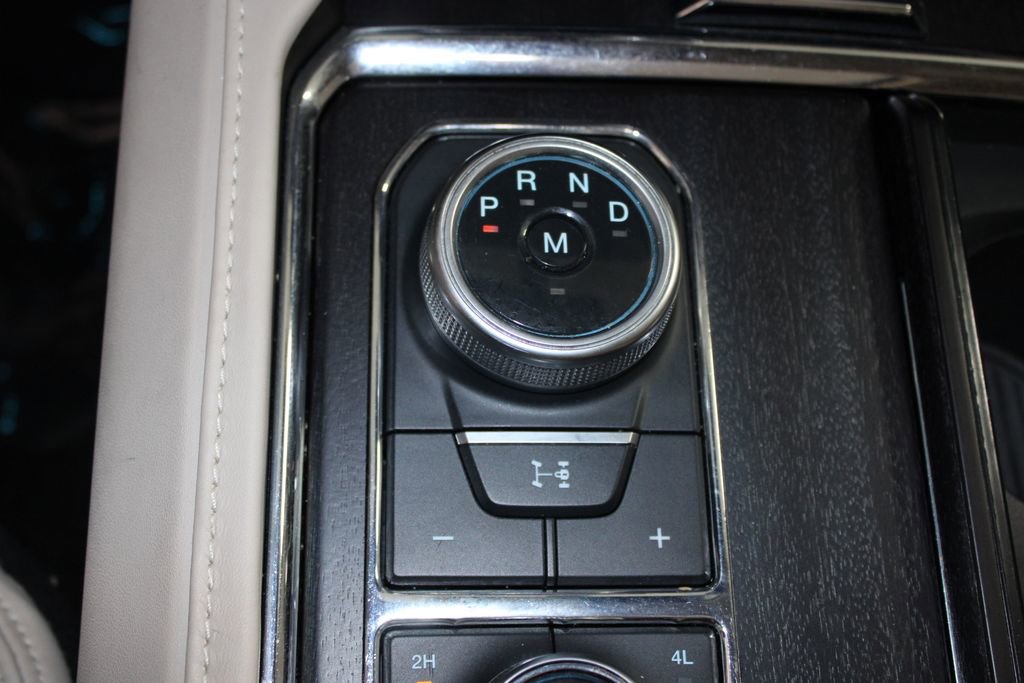 Used 2023 Ford Expedition Platinum AWD/4WD image 47