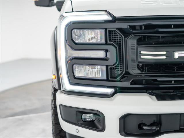 New 2026 Ford F250 Lariat w/ Black Appearance Package AWD/4WD image 9
