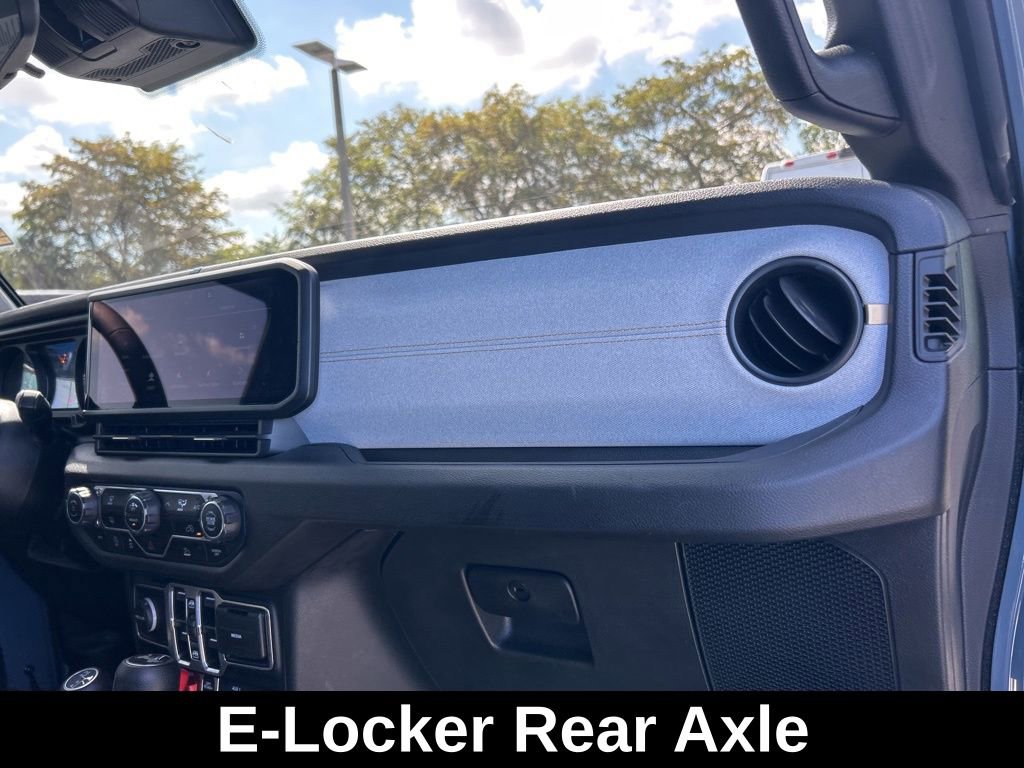 Used 2024 Jeep Wrangler Willys image 26