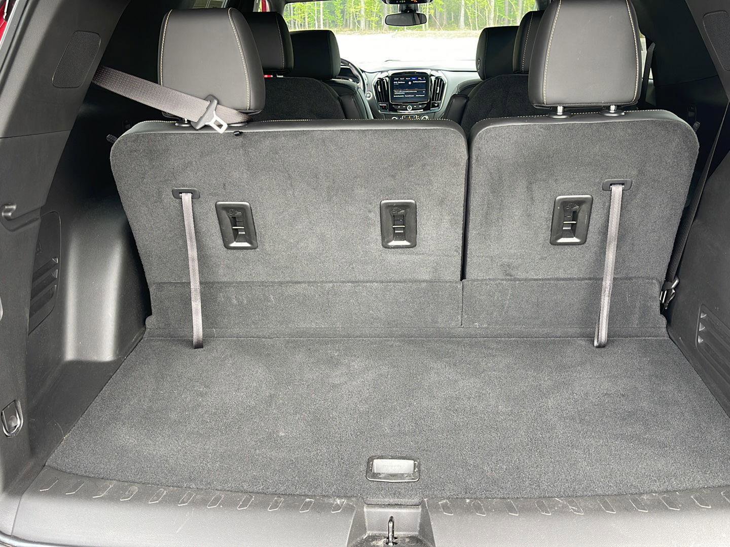 Used 2023 Chevrolet Traverse LT FWD image 27