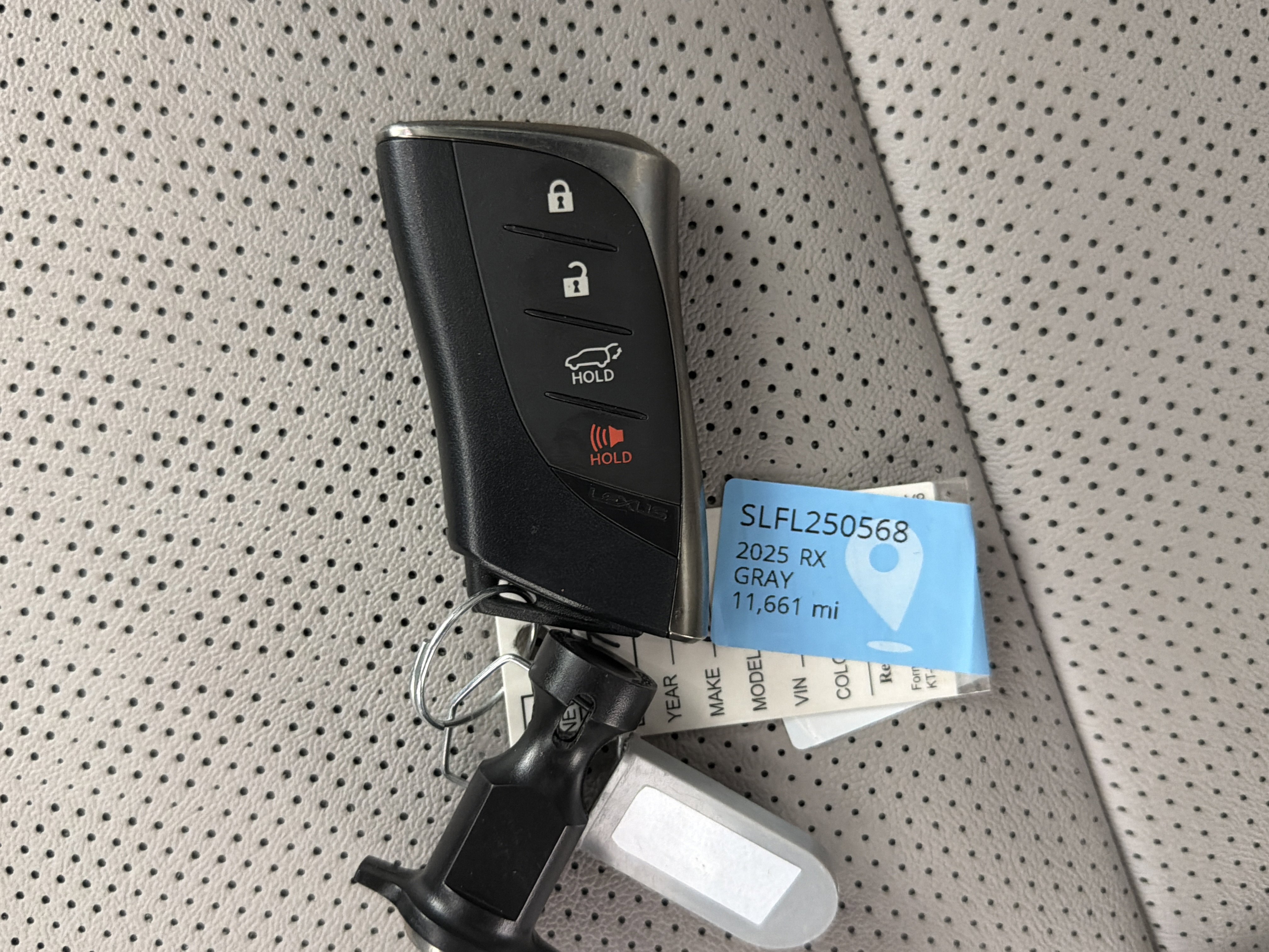 Used 2025 Lexus RX 350 w/ Convenience Package image 22