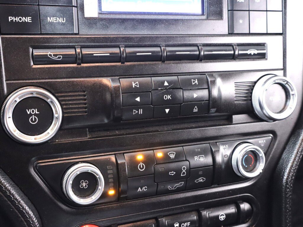 Used 2016 Ford Mustang Coupe image 24