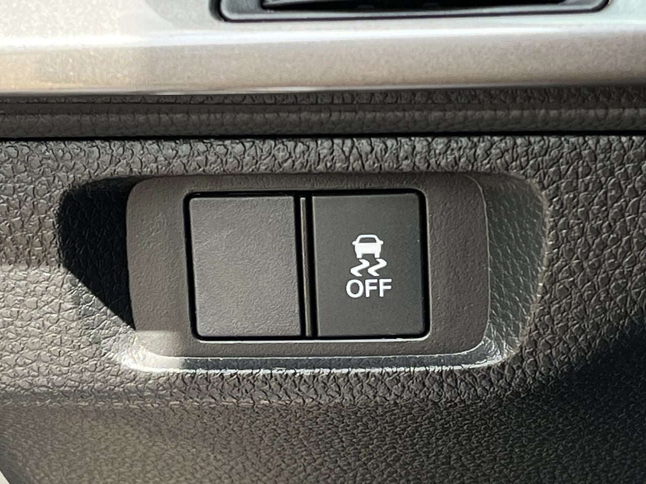 Used 2025 Acura Integra FWD image 16