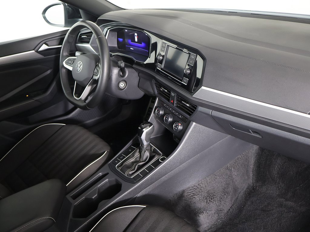Used 2024 Volkswagen Jetta Sport image 24