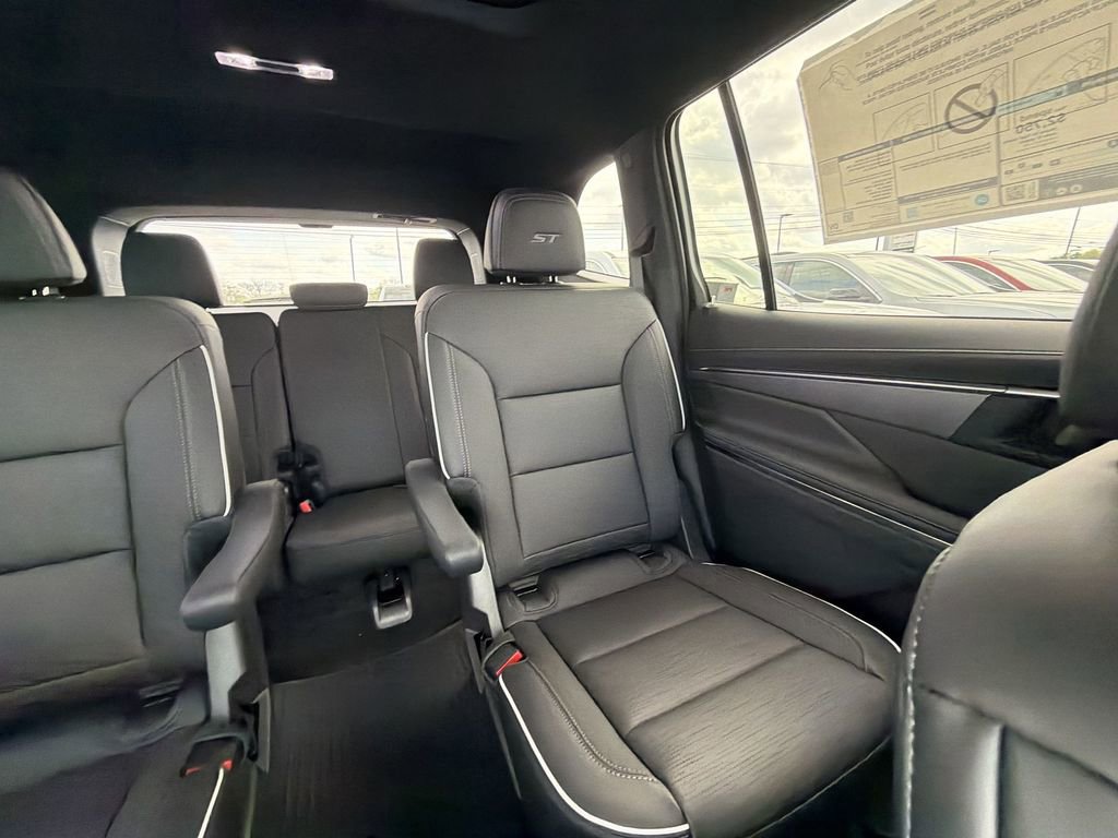 New 2026 Buick Enclave Sport Touring w/ Super Cruise Package FWD image 14