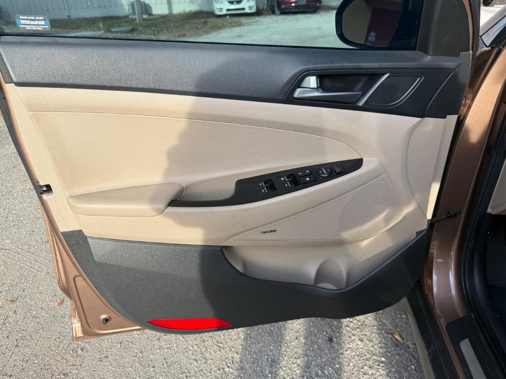 Used 2017 Hyundai Tucson Limited image 15