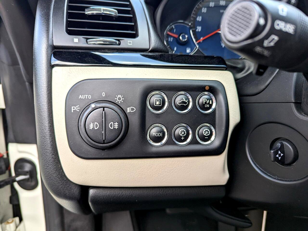 Used 2013 Maserati GranTurismo Convertible RWD image 13