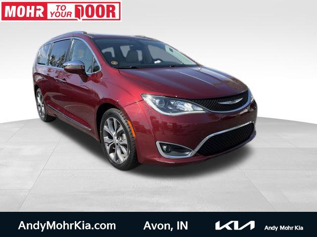 Used 2017 Chrysler Pacifica Limited w/ Tire & Wheel Group FWD 360° Tour