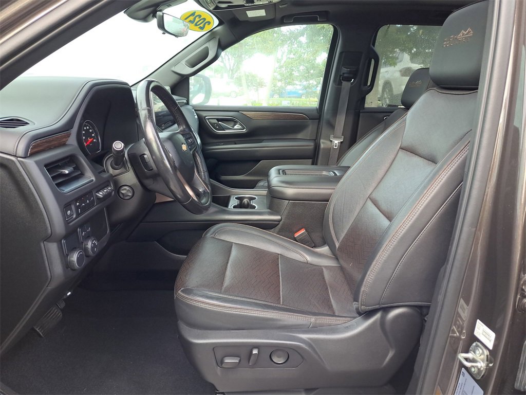 Used 2021 Chevrolet Suburban High Country image 16