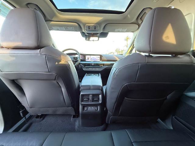 New 2026 Nissan Murano Platinum w/ Cargo Package image 13