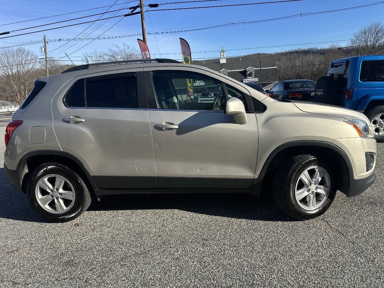 Used 2016 Chevrolet Trax LT AWD/4WD image 5