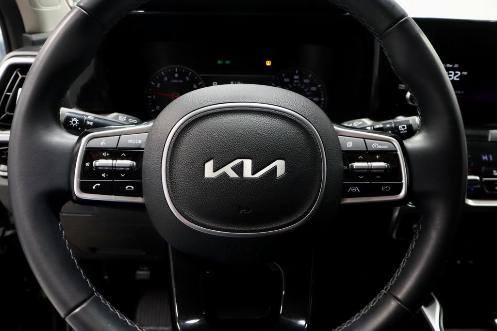 Used 2023 Kia Sorento S w/ Panoramic Sunroof Package image 34