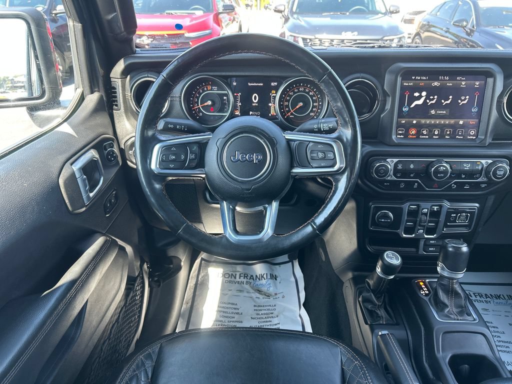 Used 2021 Jeep Gladiator Overland AWD/4WD image 16