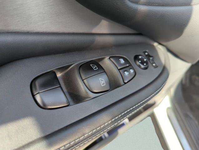 Certified 2024 Nissan Murano SV image 30