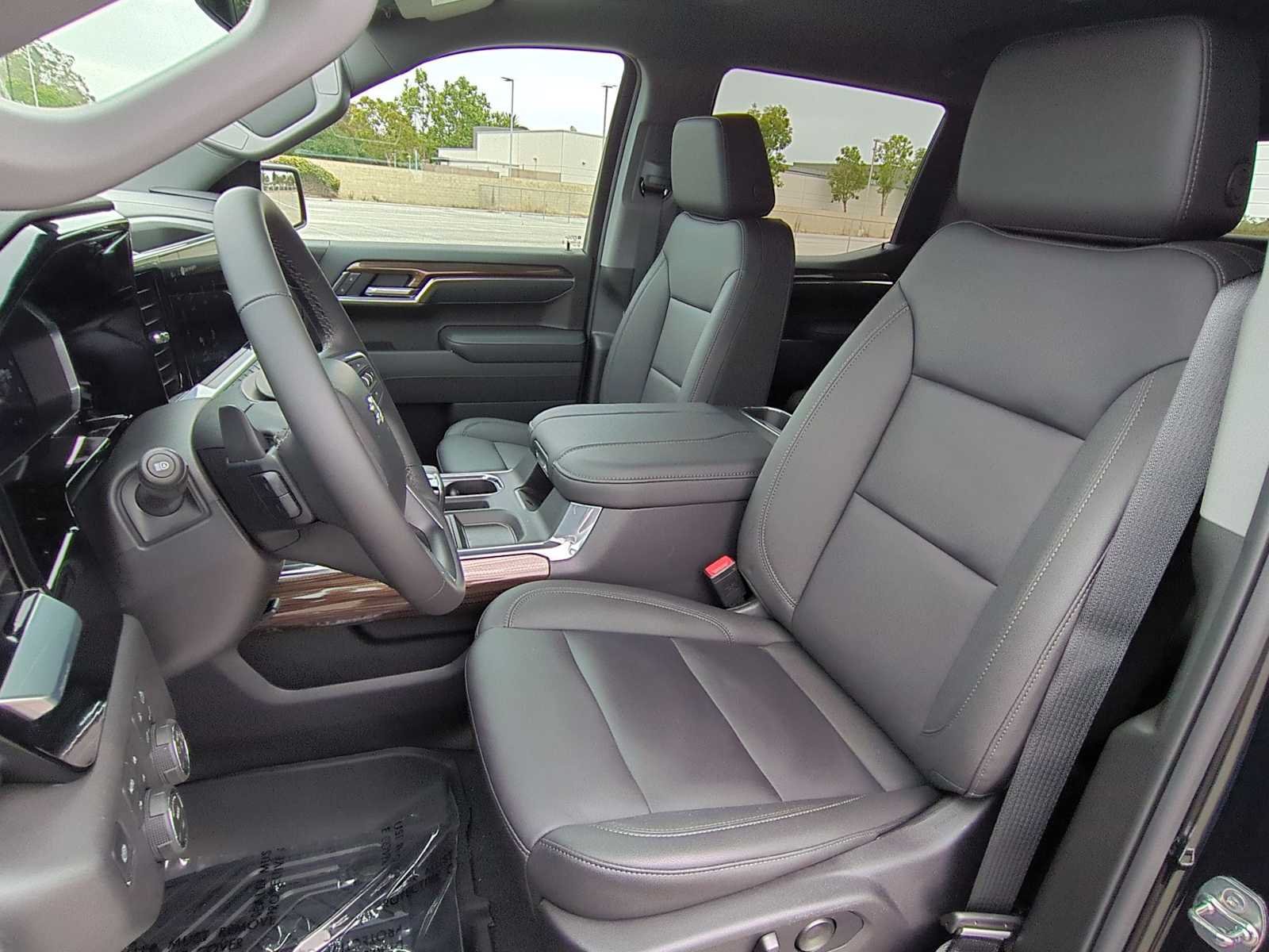 New 2026 Chevrolet Silverado 1500 LT Trail Boss w/ LT Trail Boss Premium Package AWD/4WD image 23