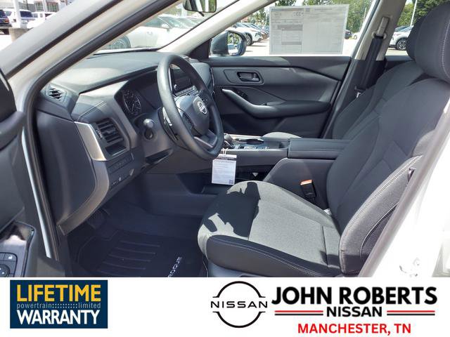 New 2025 Nissan Rogue S image 3