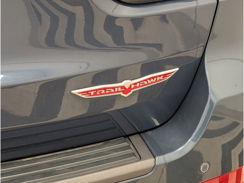 Used 2020 Jeep Grand Cherokee Trailhawk w/ Trailhawk Luxury Group image 6