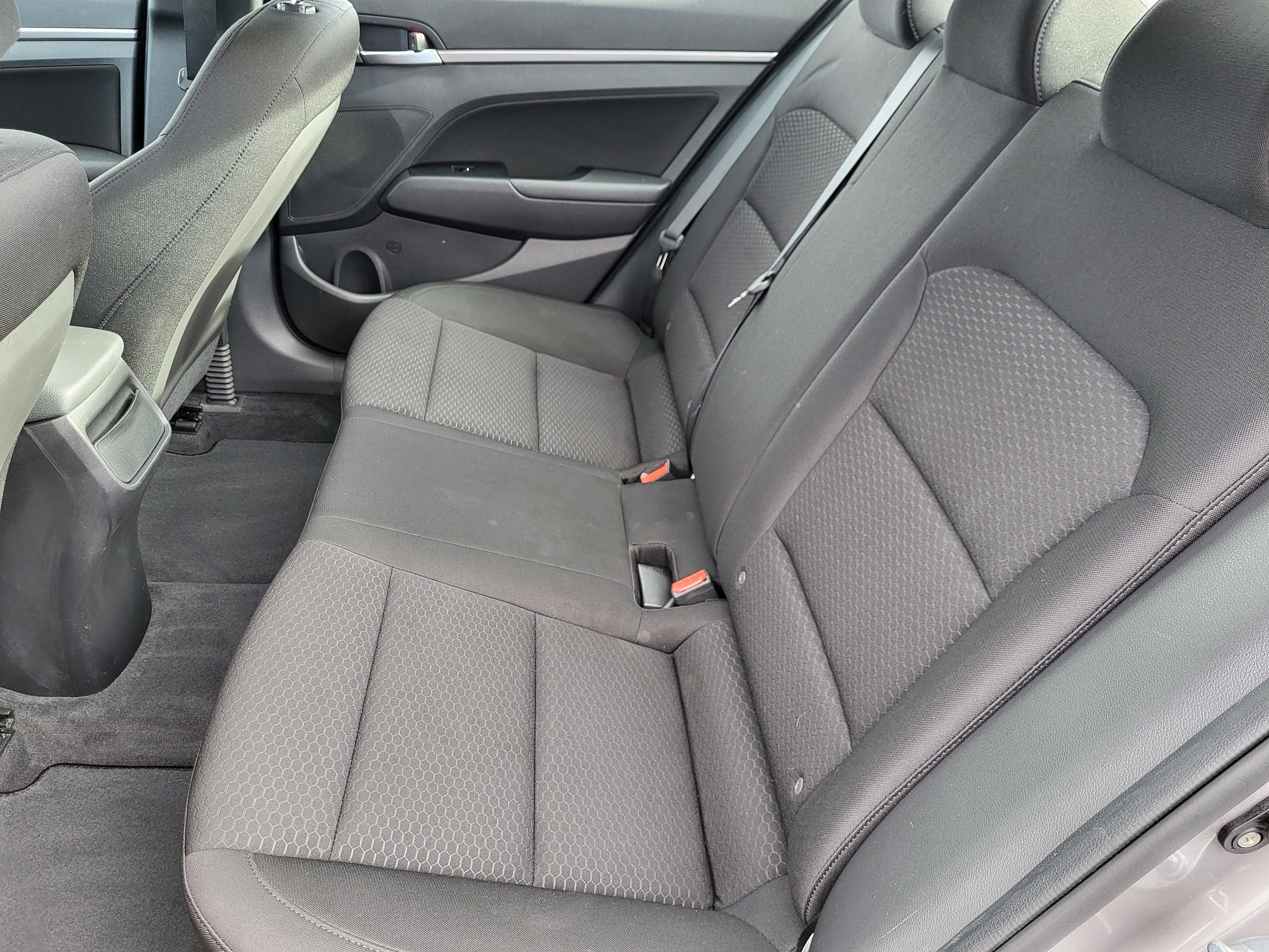 Used 2020 Hyundai Elantra Value Edition w/ Cargo Package (C1) image 9