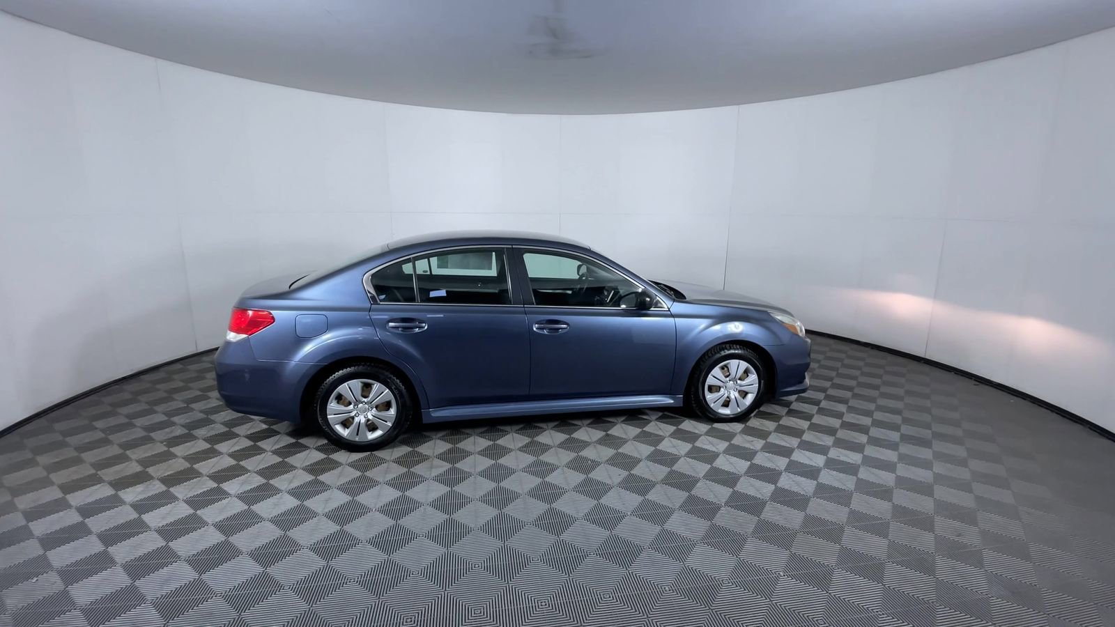 Used 2013 Subaru Legacy 2.5i AWD/4WD image 9