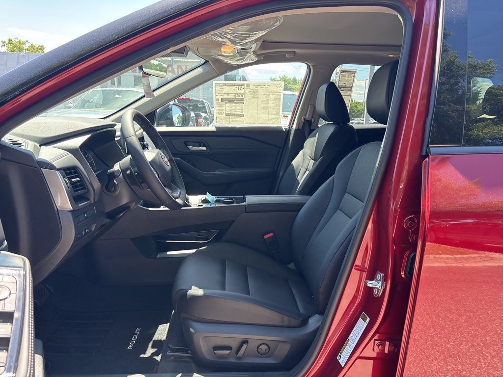 New 2026 Nissan Rogue Dark Armor AWD/4WD image 14