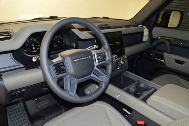 New 2026 Land Rover Defender 110 X-Dynamic SE AWD/4WD image 4