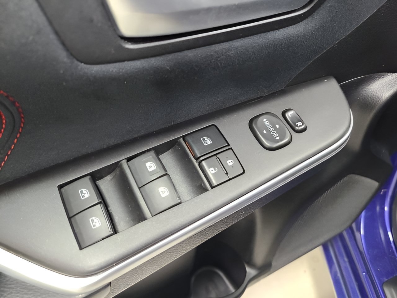 Used 2015 Toyota Camry XSE w/ Advanced Technology Package FWD image 24