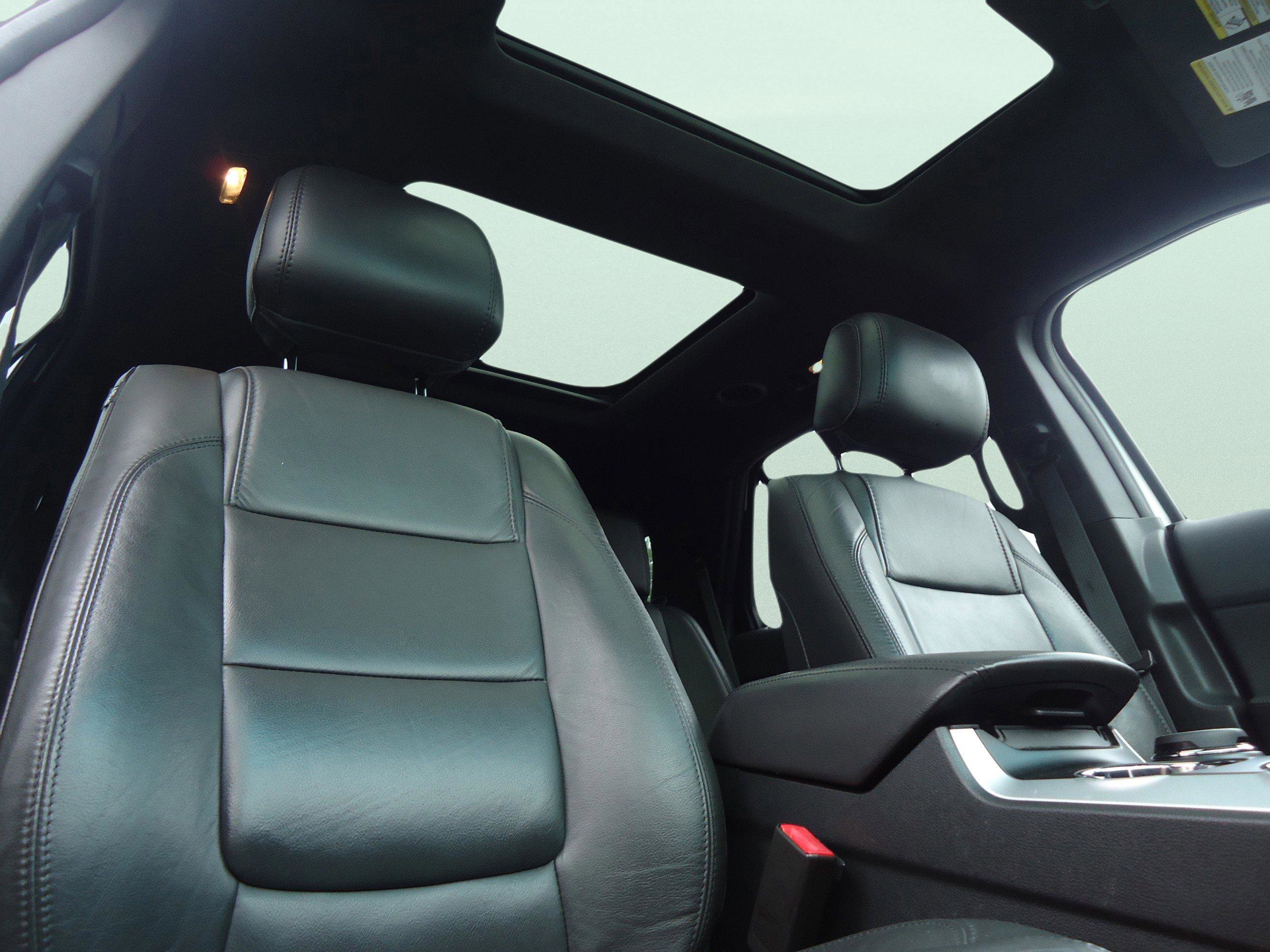 Used 2014 Ford Explorer XLT w/ Equipment Group 202A image 13