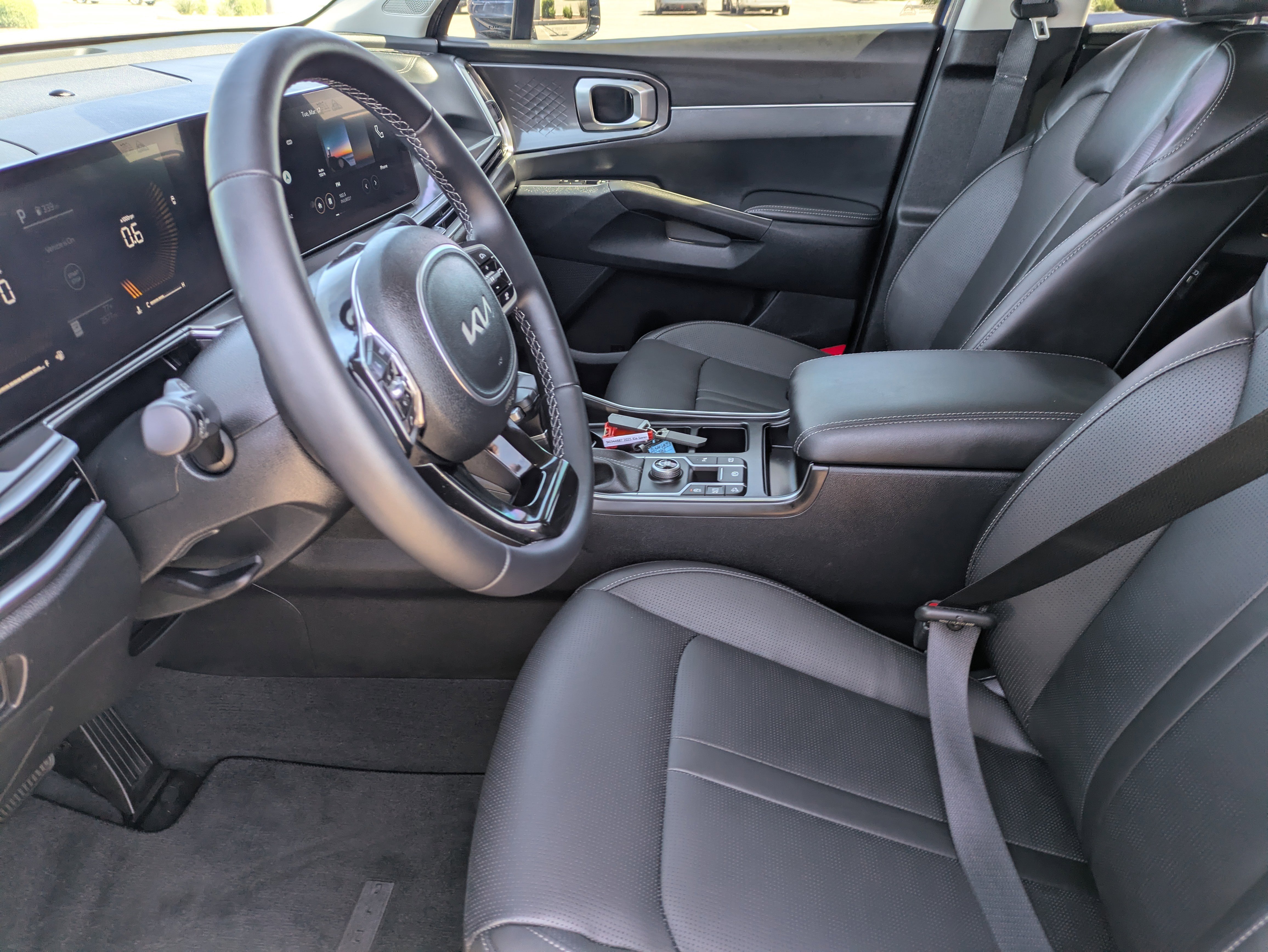 Certified 2025 Kia Sorento S w/ Panoramic Sunroof Package FWD image 26