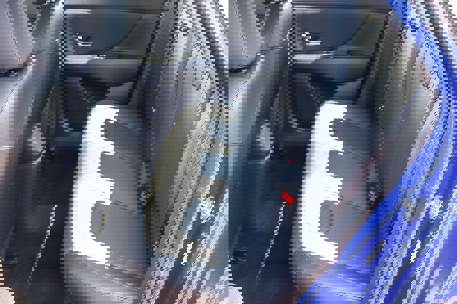 Certified 2023 Hyundai Elantra Limited w/ Cargo Package image 17