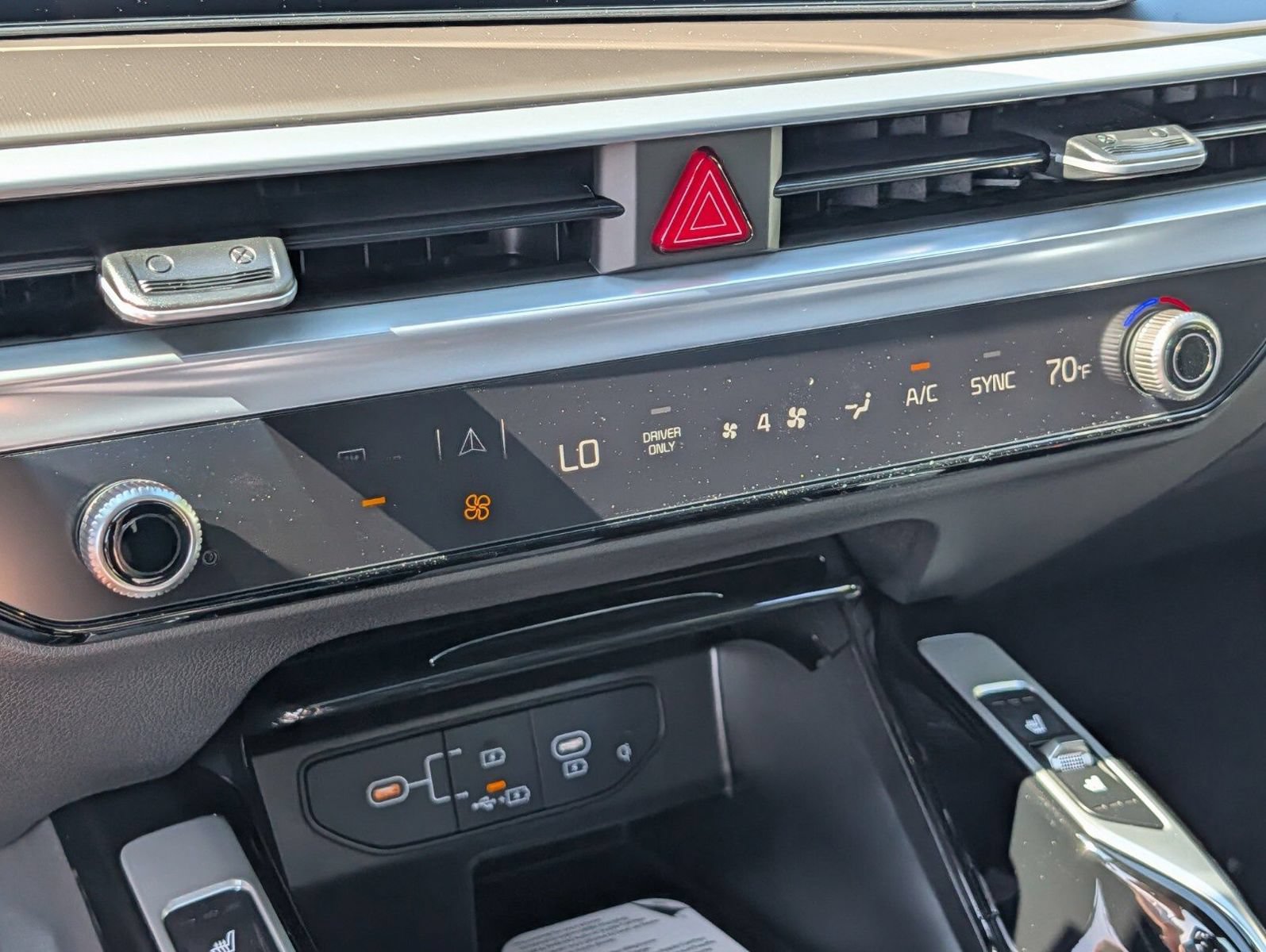 New 2026 Kia Sorento SX Prestige AWD/4WD image 11