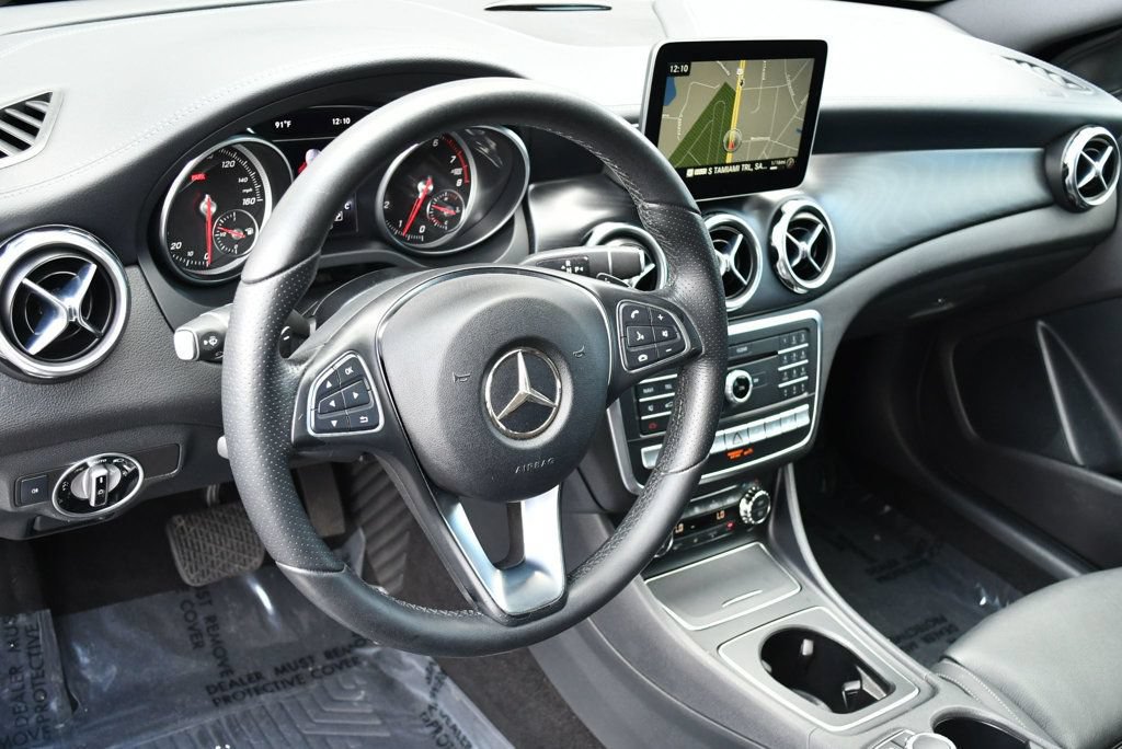 Used 2018 Mercedes-Benz GLA 250 4MATIC image 50