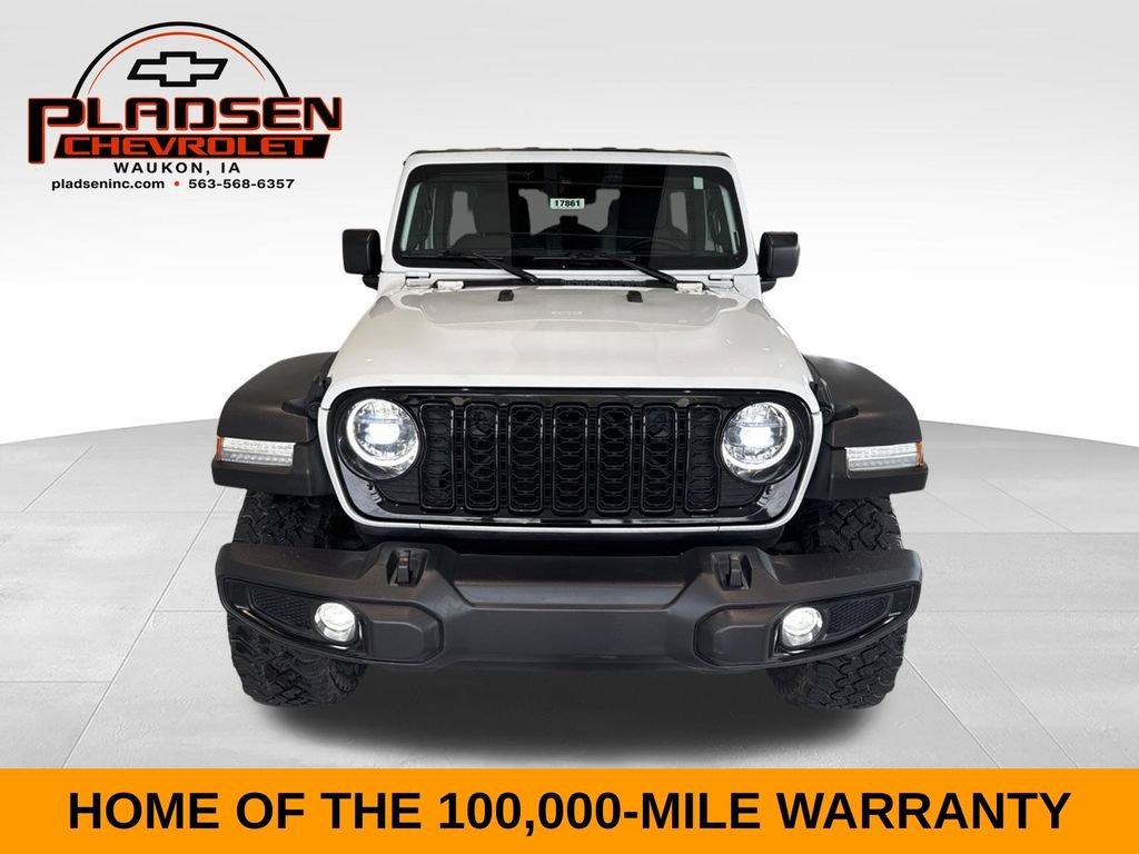 Used 2025 Jeep Wrangler Unlimited Sport AWD/4WD image 9