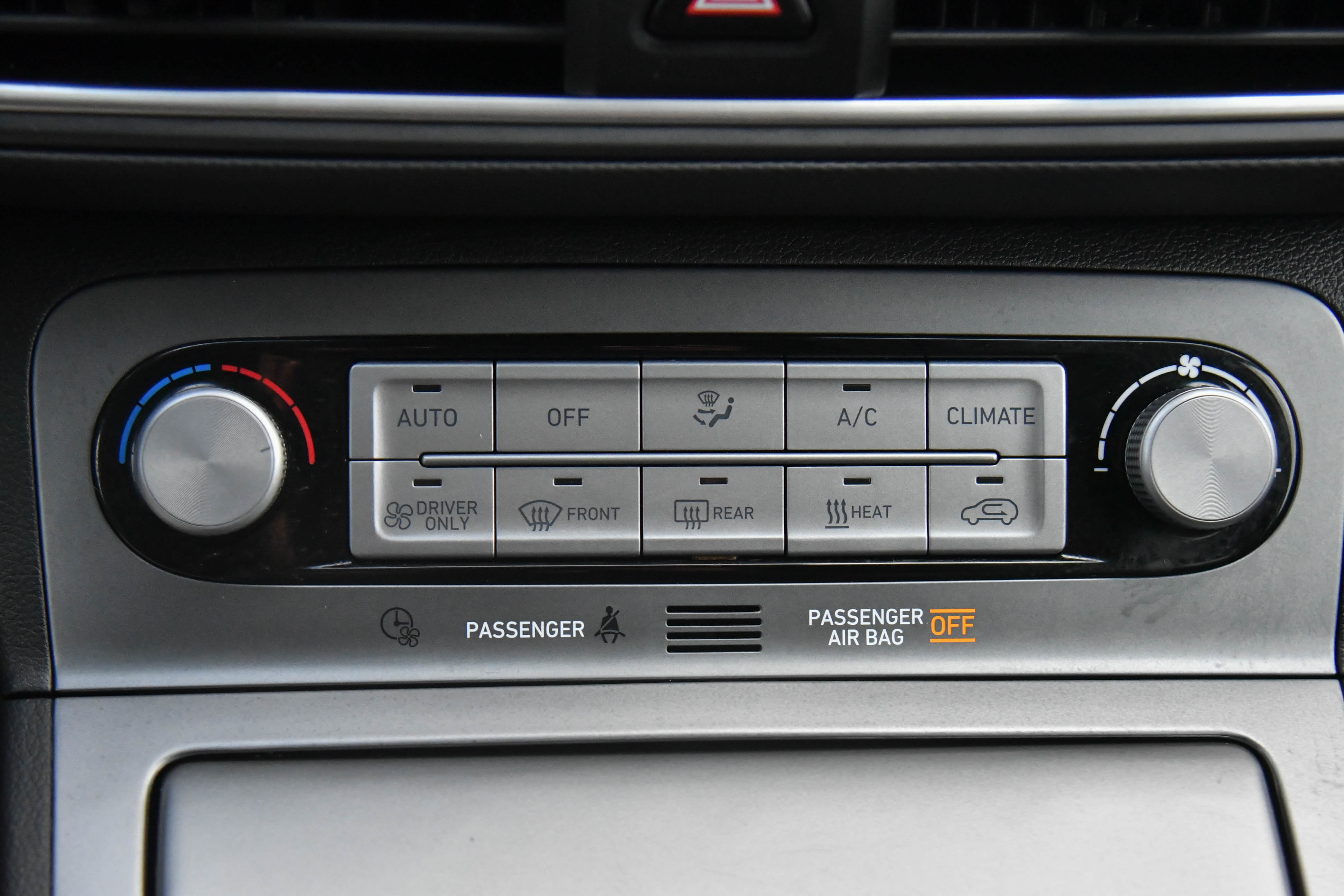 Used 2021 Hyundai Kona Limited FWD image 23