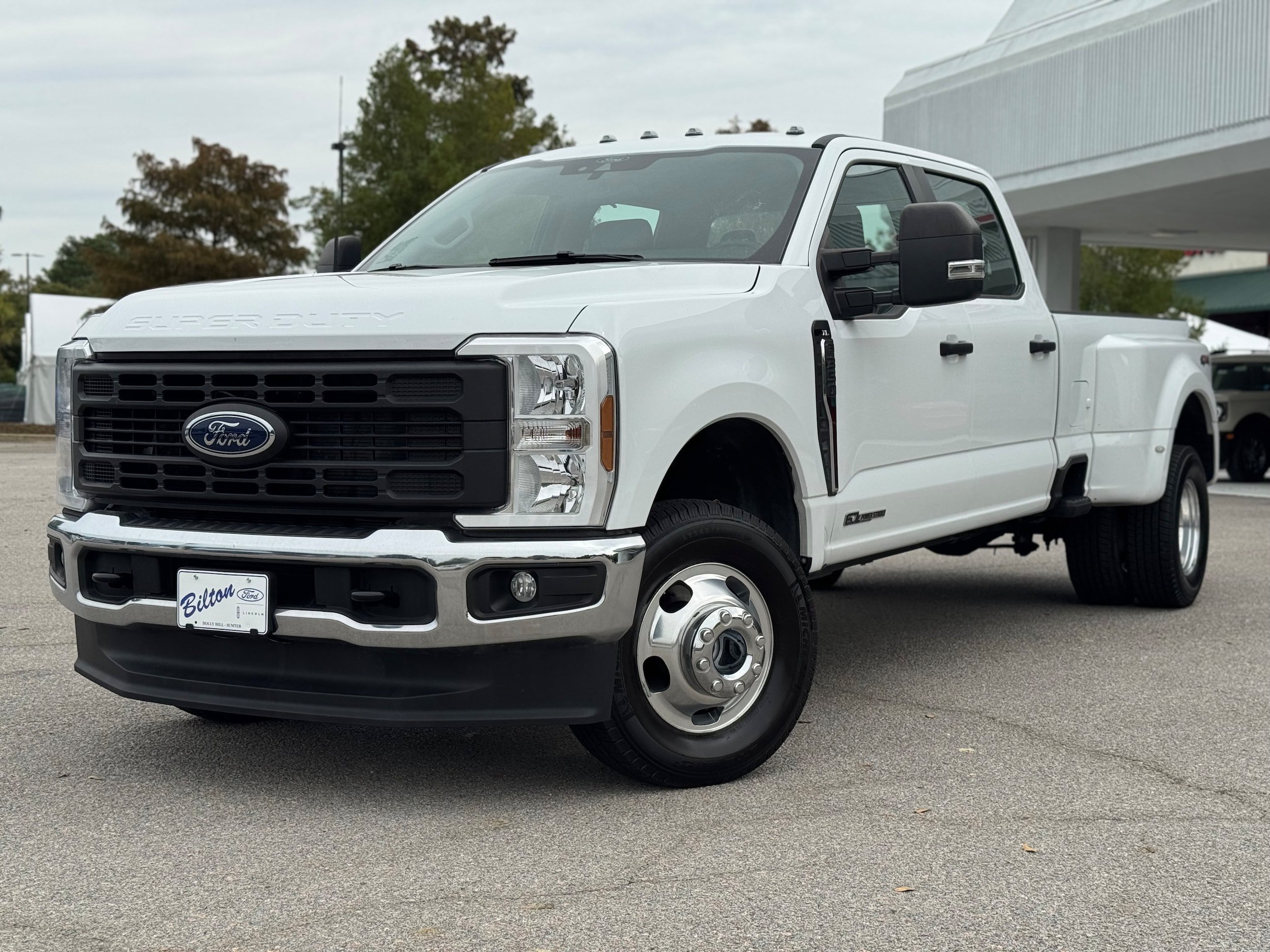 Used 2025 Ford F350 XL AWD/4WD image 6