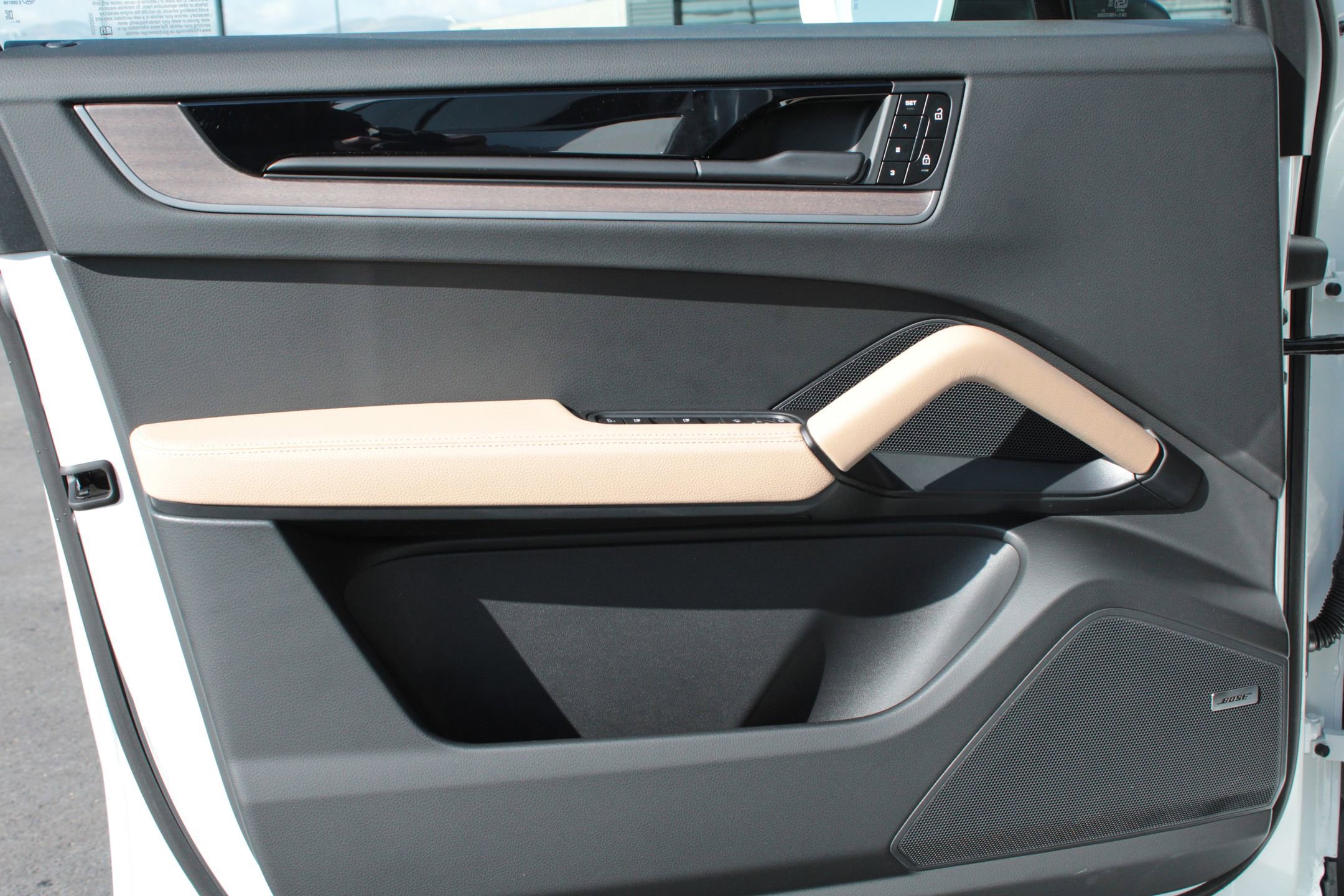 New 2026 Porsche Cayenne Coupe image 13