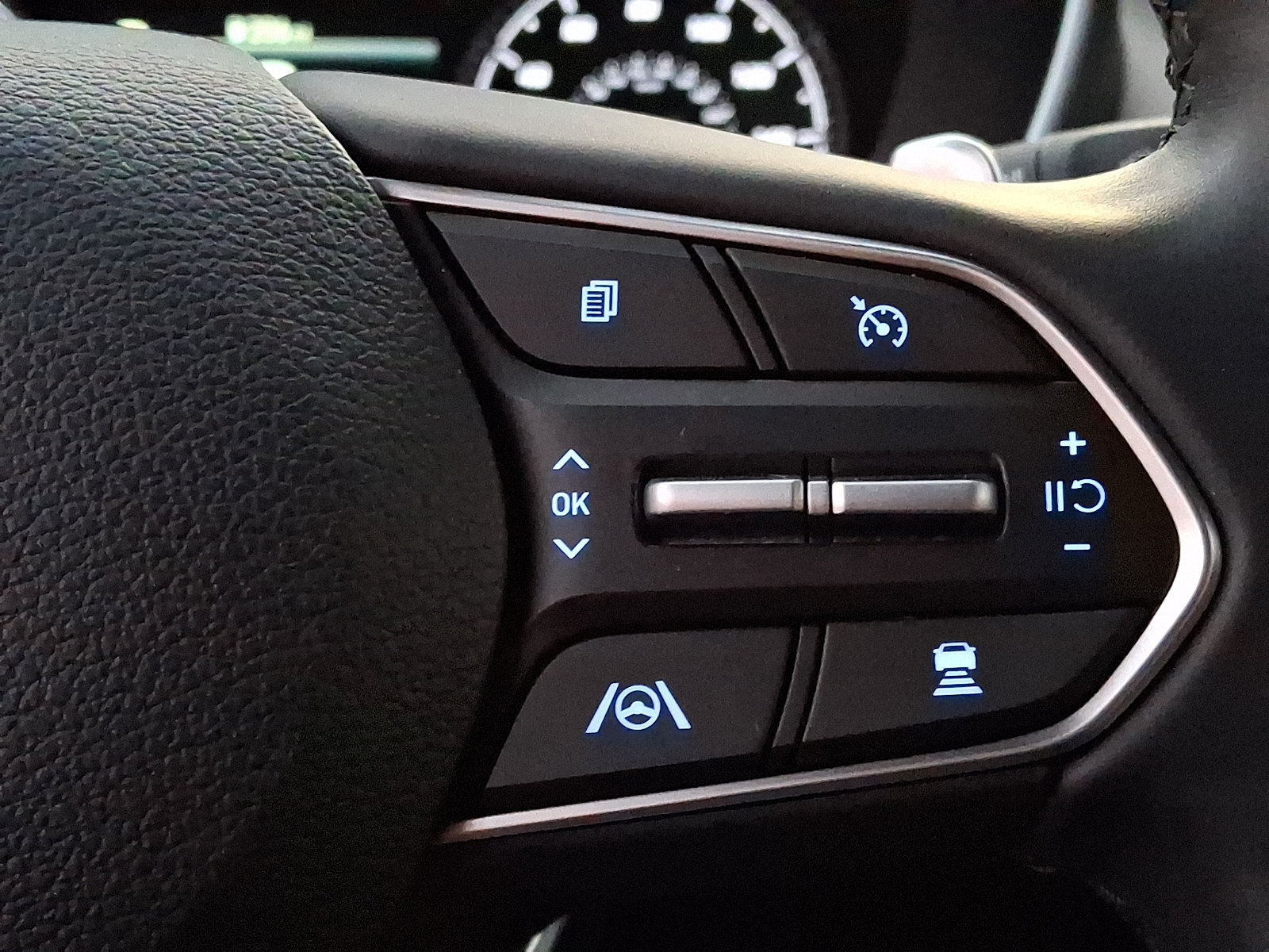 Certified 2023 Hyundai Santa Fe SEL AWD/4WD image 22