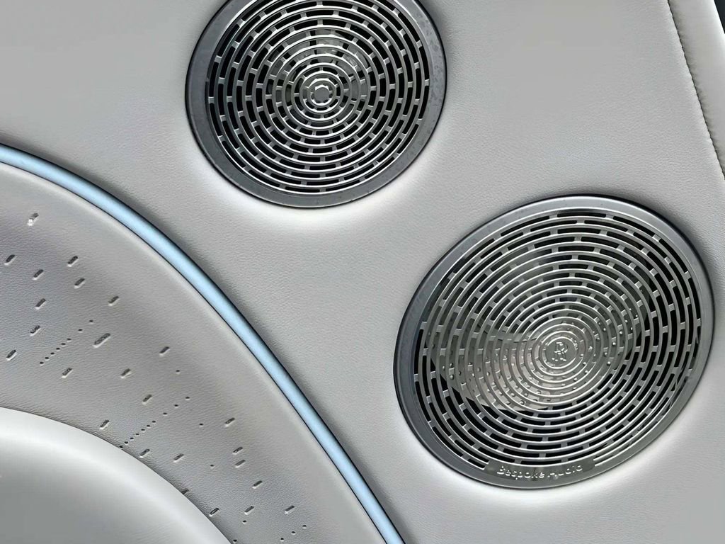 Used 2024 Rolls-Royce Spectre w/ Spectre Launch Package image 9