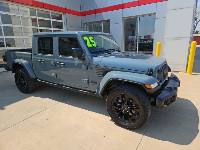 Used 2025 Jeep Gladiator Sport image 7