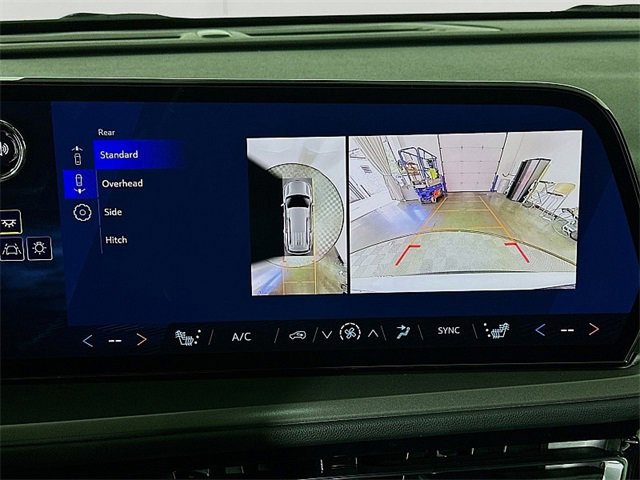 New 2026 Chevrolet Traverse LT w/ Driver Confidence Package image 13