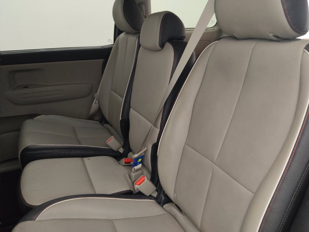 Used 2019 Kia Sedona EX FWD image 18