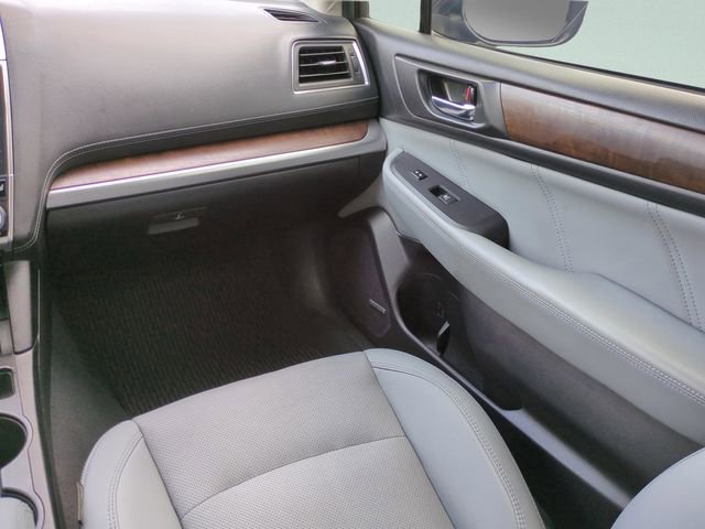 Used 2018 Subaru Outback 3.6R Limited AWD/4WD image 13